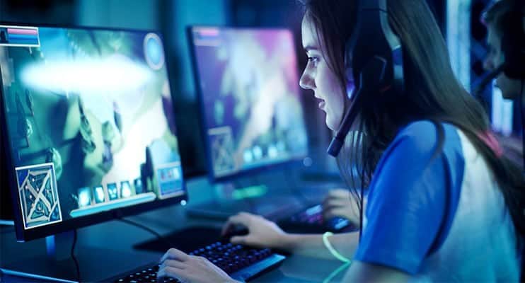 Professional Girl Gamer Gaming At An E Sports Competition